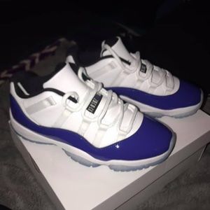 Women’s Jordan Retro 11s